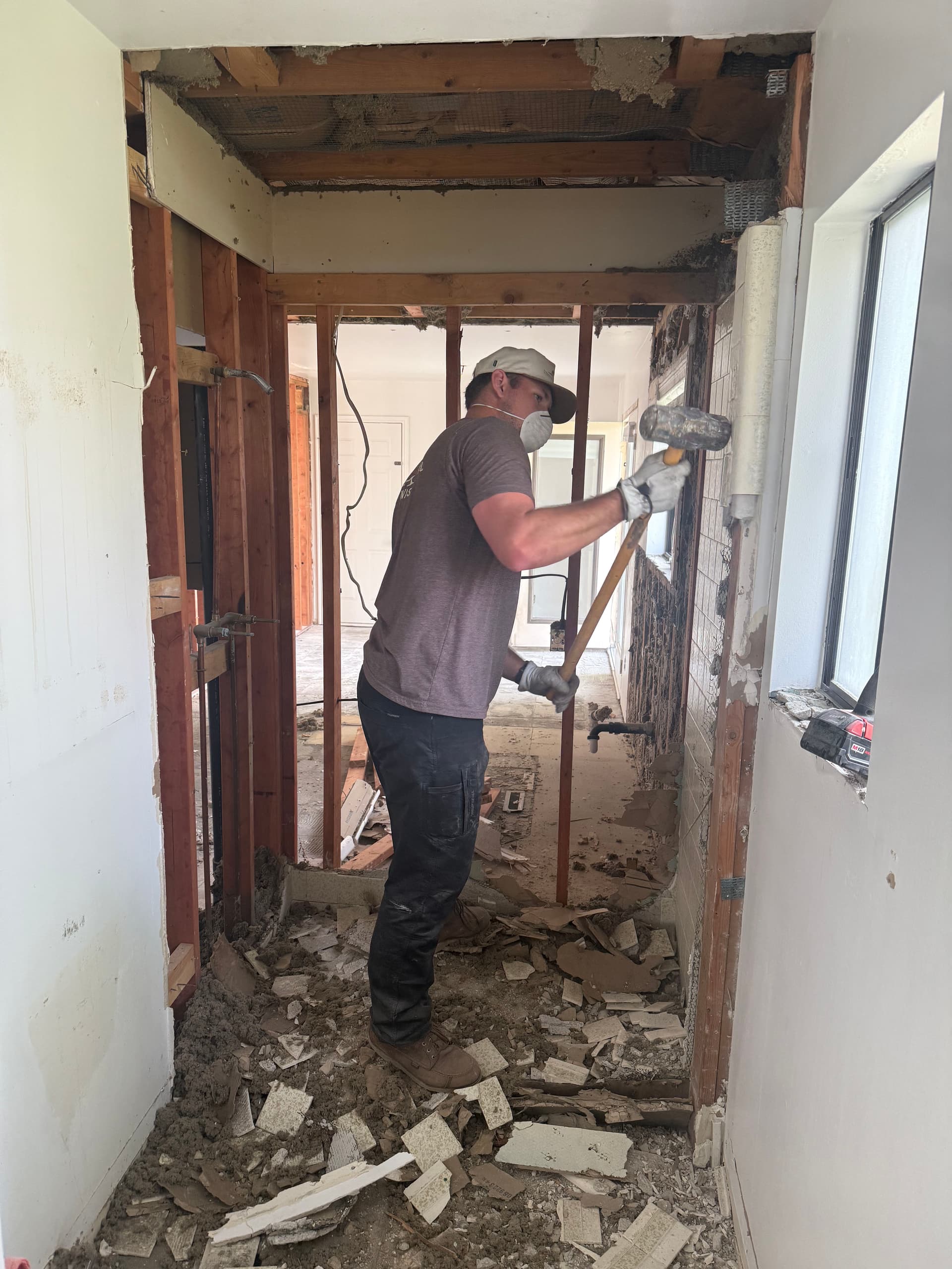 Gallery photos for Full Interior Demo for a Utah House Flip: Image #2