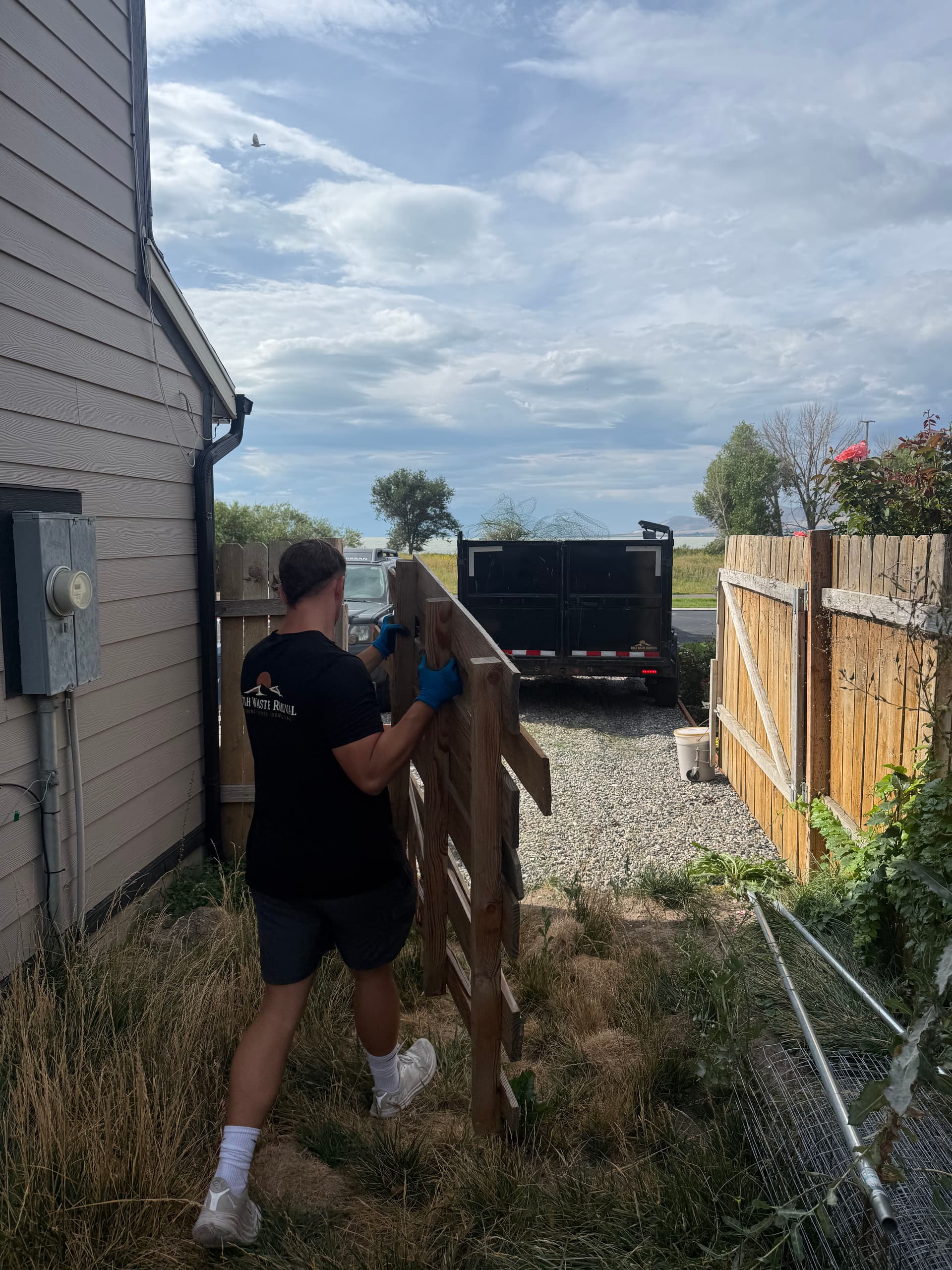 Side Yard Junk Removal Done Right in Lehi image